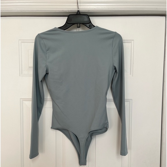 Abercrombie & Fitch Soft Collection bodysuit Size S slate gray - Picture 2 of 3